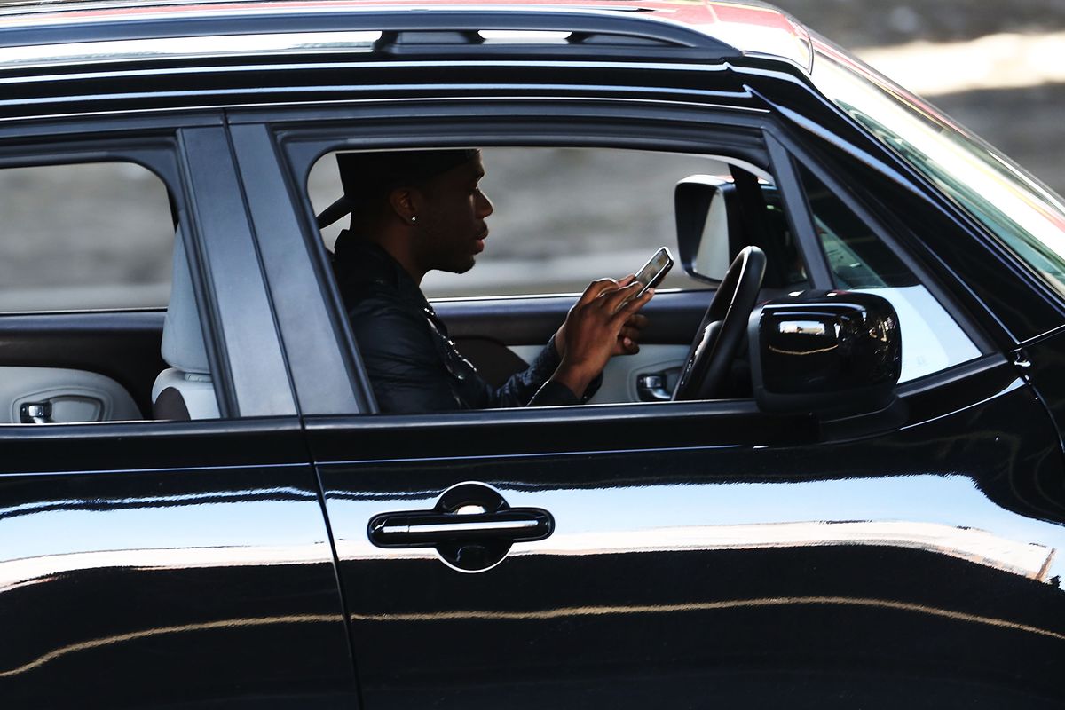 High-tech cameras can spot texting drivers