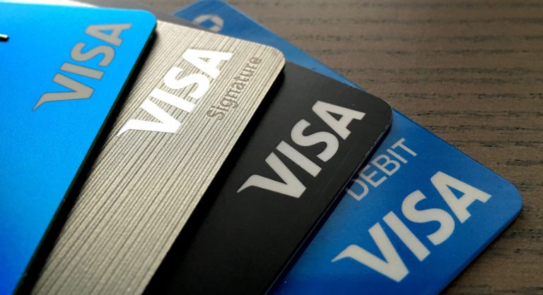 Cảnh báo: Thẻ Visa có thể bị hack trong 6 giây