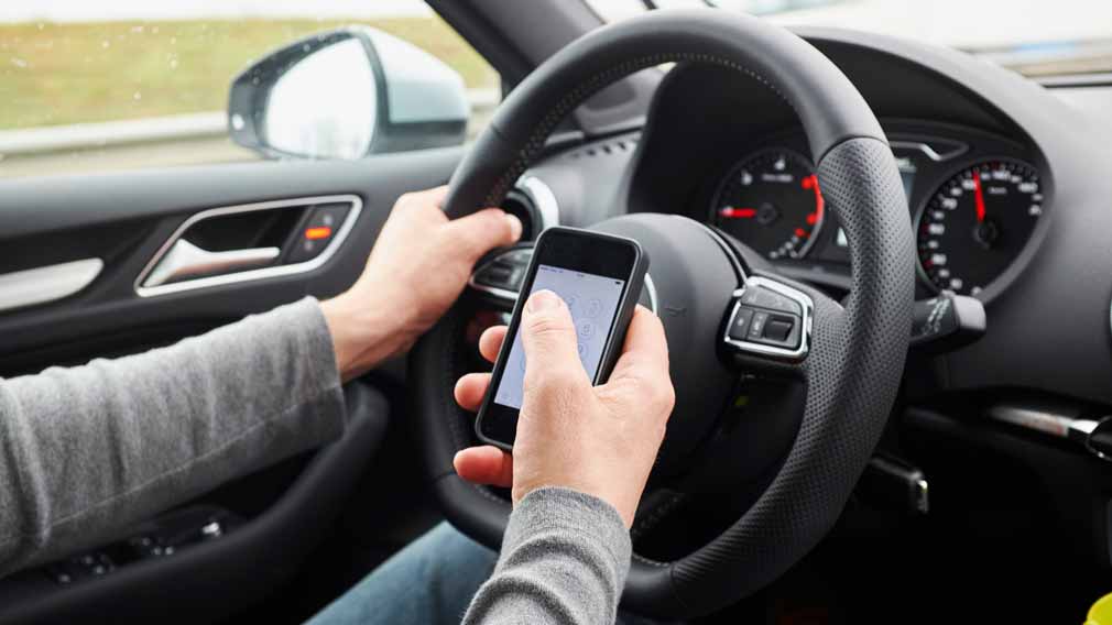 High-tech cameras can spot texting drivers