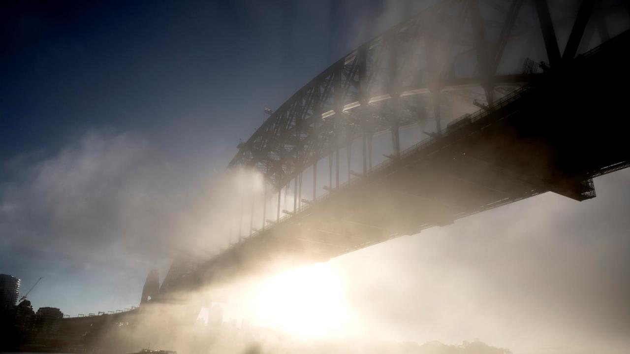 Sydney fog Airport delays