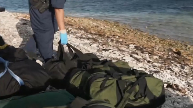 Huge drug haul found on WA island after yacht hits reef