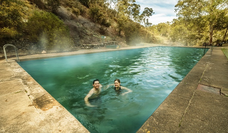 Hồ nước nóng NSW