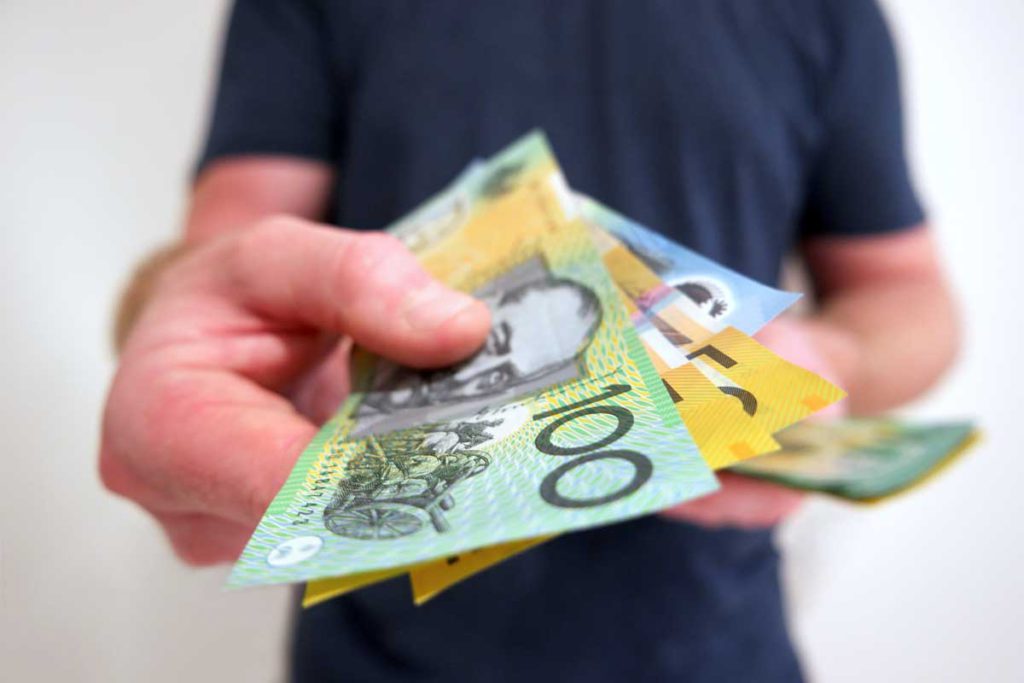 Úc tăng lương tối thiểu