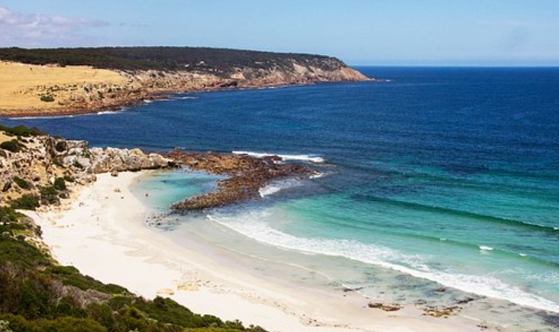 10 bãi biển đẹp nhất nước Úc 2023